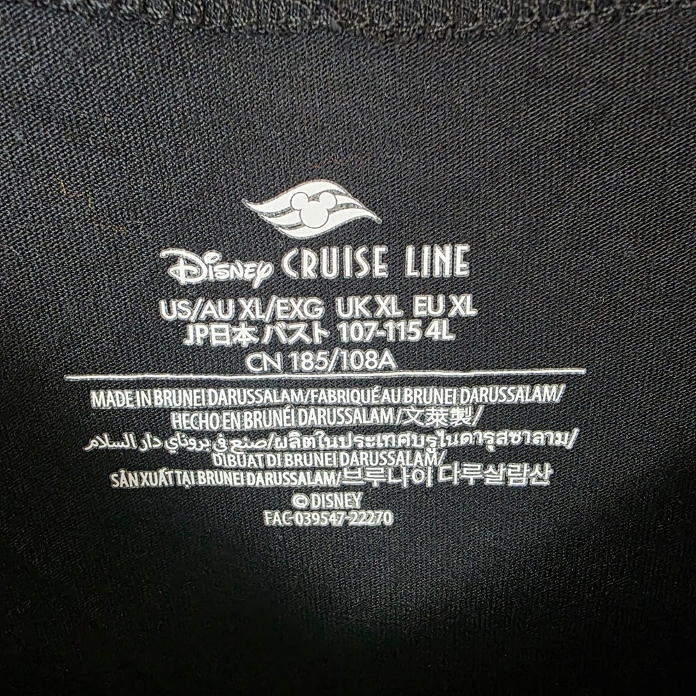 Disney Cruise Womens XL Black Pirates of the Carribean Skull Ship T Shirt Tee - Picture 7 of 9